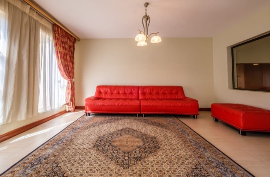 To Let 4 Bedroom Property for Rent in Kosmos Ridge North West